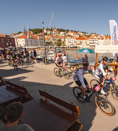 Biciklistički maraton ,,Uvati vitar"